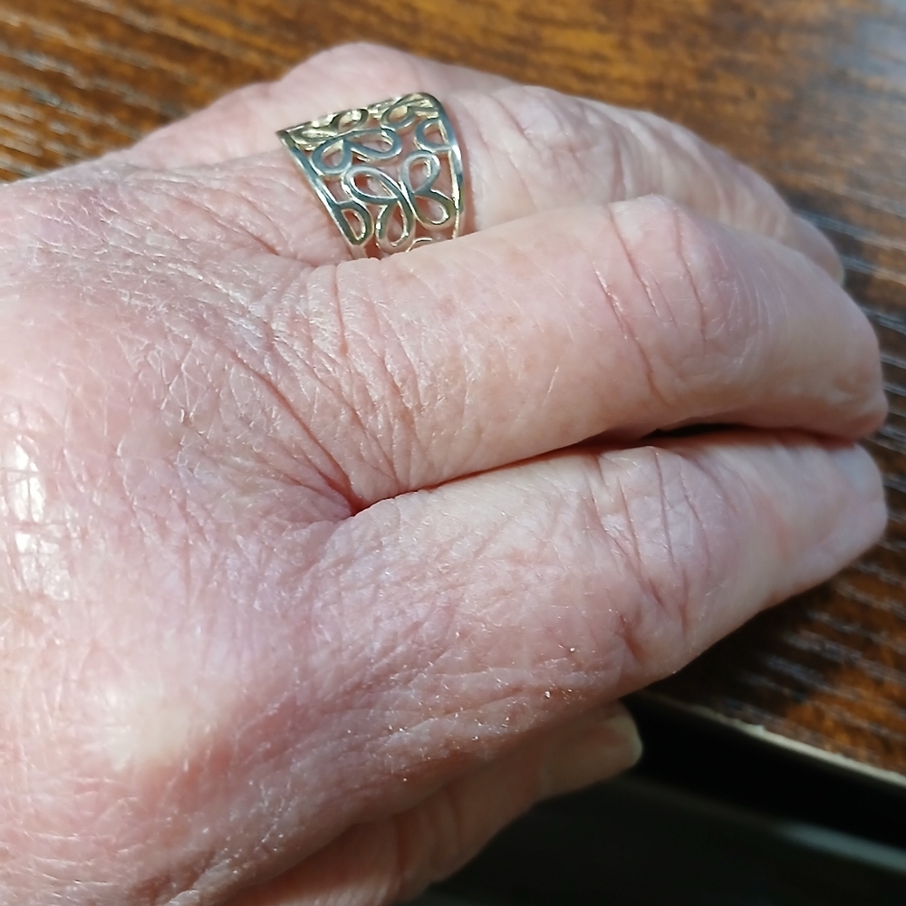 925 SS Butterfly/Floral Ring 😯 - Picture 8 of 10